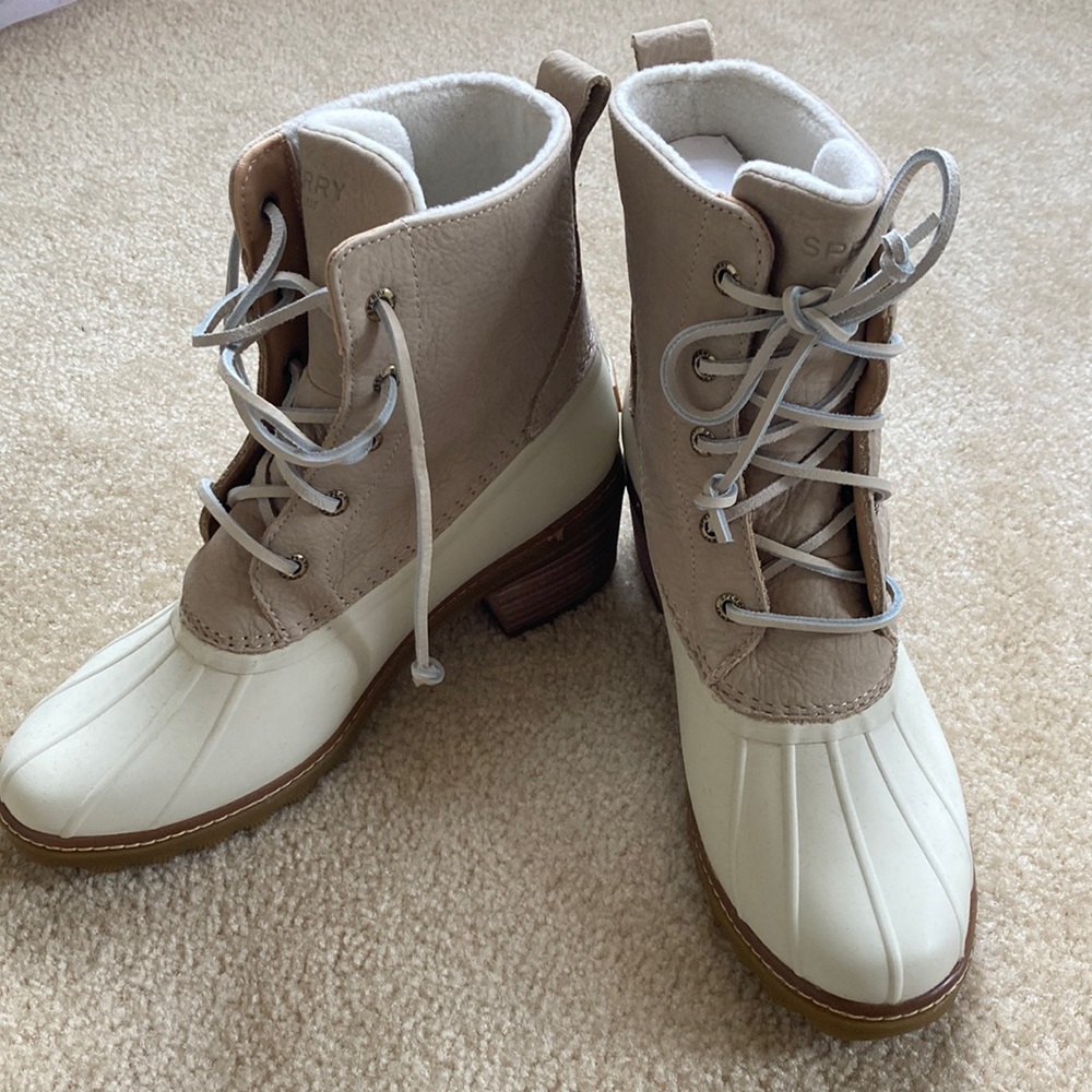 SPERRY Women’s Saltwater Heel Ivory Leather Boots